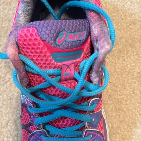 Women’s ASICS Nimbus 16 size 7.5 - Picture 6 of 6